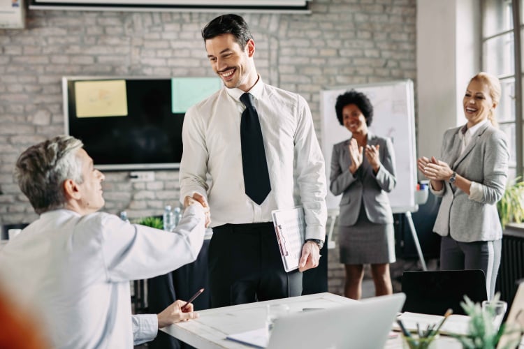 Rewards and Recognition: Learn the Differences