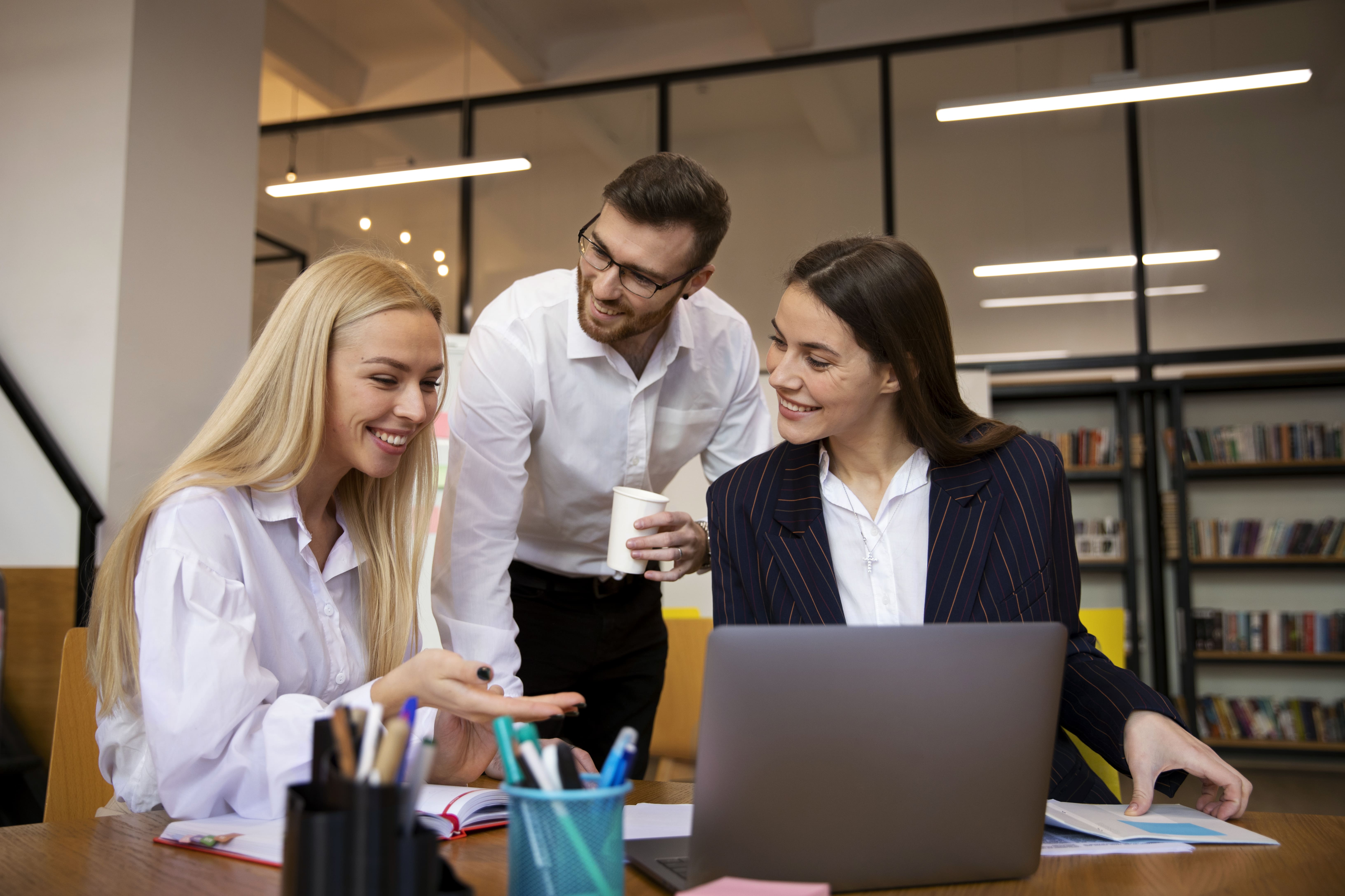 The HR Manager's Guide to Employee Productivity Monitoring: Data Sources & Best Practices
