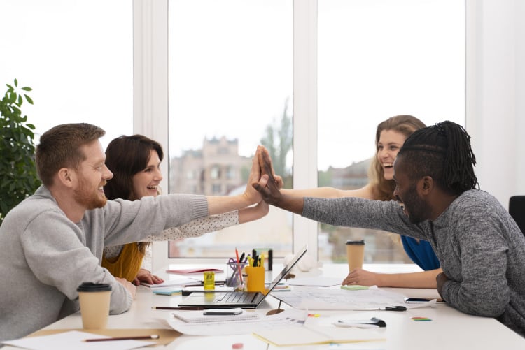 Employee Engagement in HR: A Comprehensive Guide to Understanding and Enhancing Workplace Morale