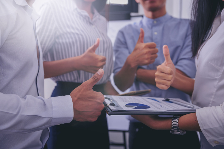 Employee Experience Metrics 101: Crafting a Positive Workplace Culture