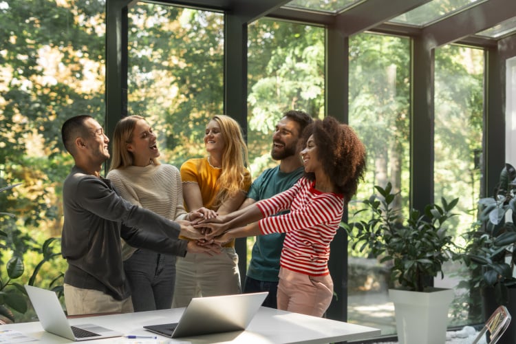 Employee Engagement in HR: Insights from the Gallup State of the Global Workplace 2024 Report